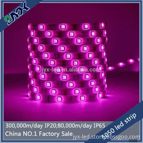 2017 New Christmas Lights smd 5050 5m 300led 60led/m 12v 14.4w ip65 Flashing Led Strip Light Illume Led Strip Lighting